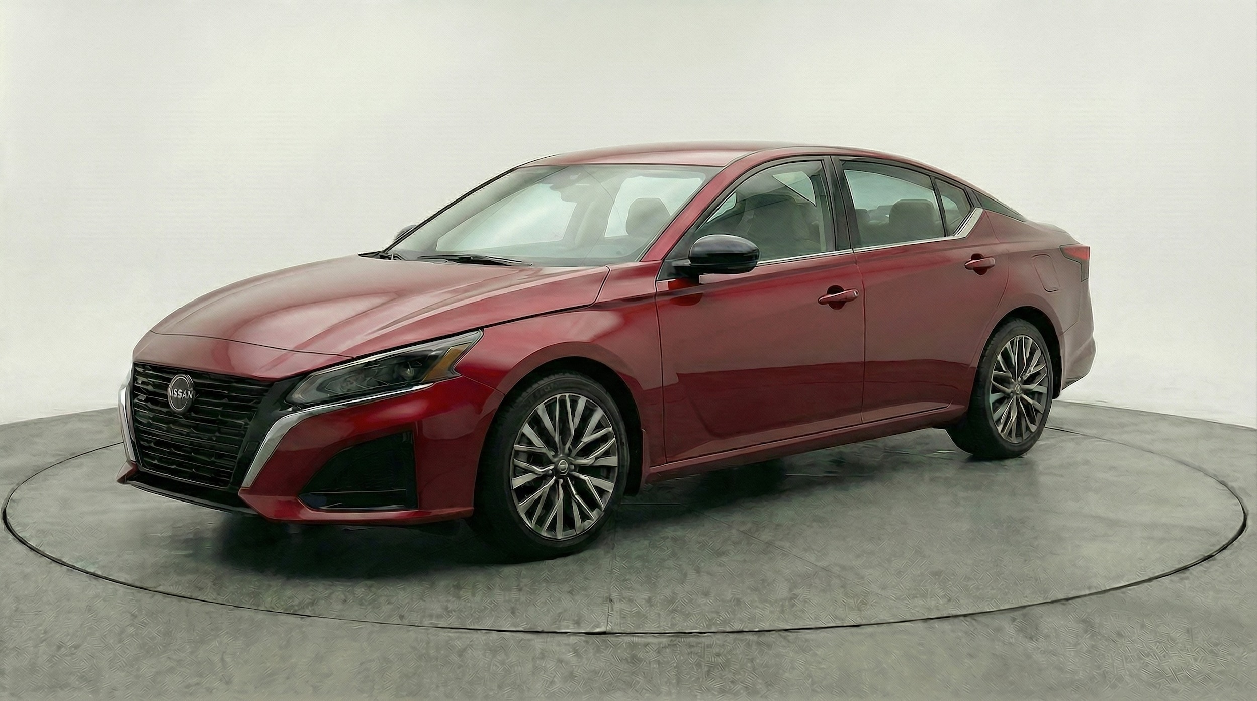 Thumbnail: 2025 Nissan Altima - 3