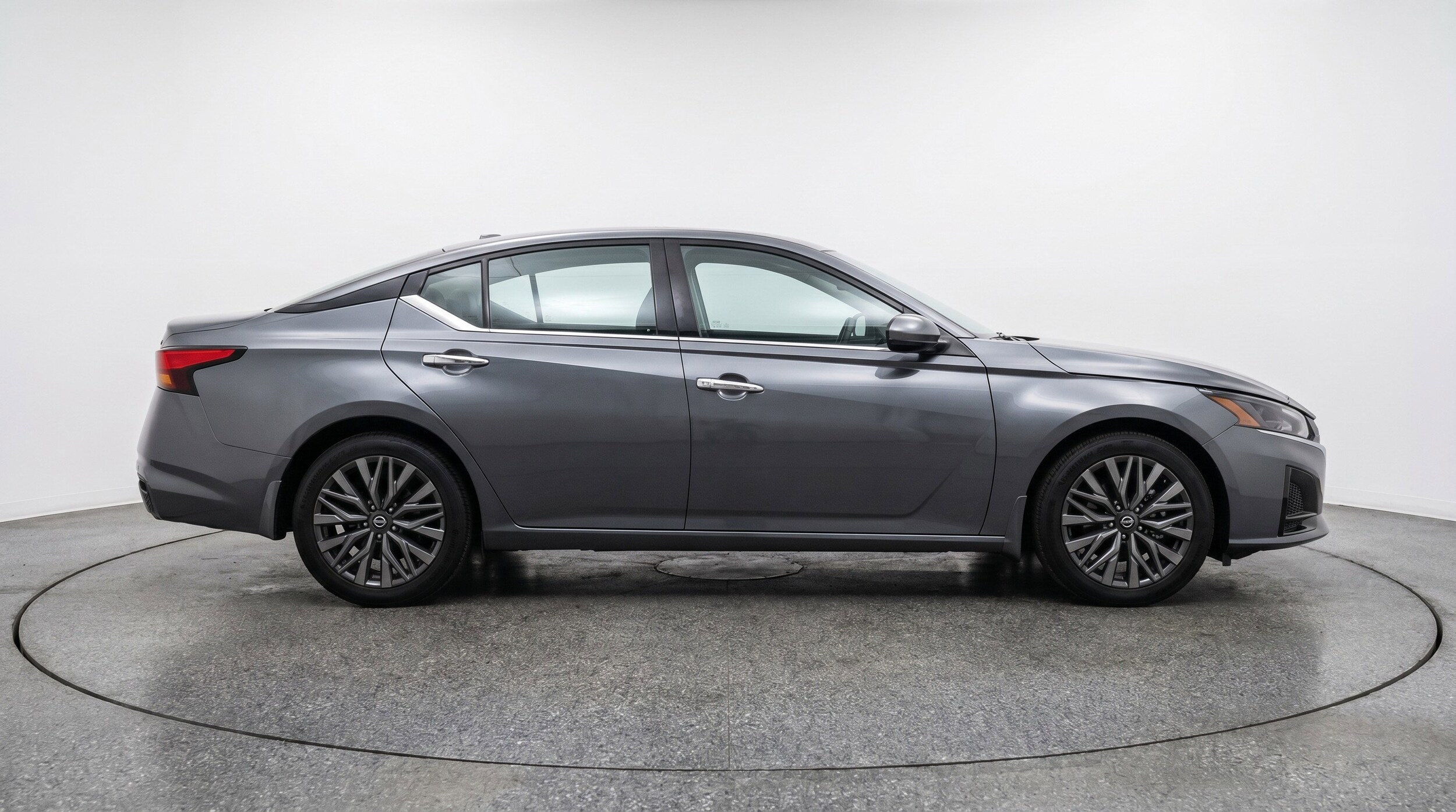 Thumbnail: 2025 Nissan Altima - 11