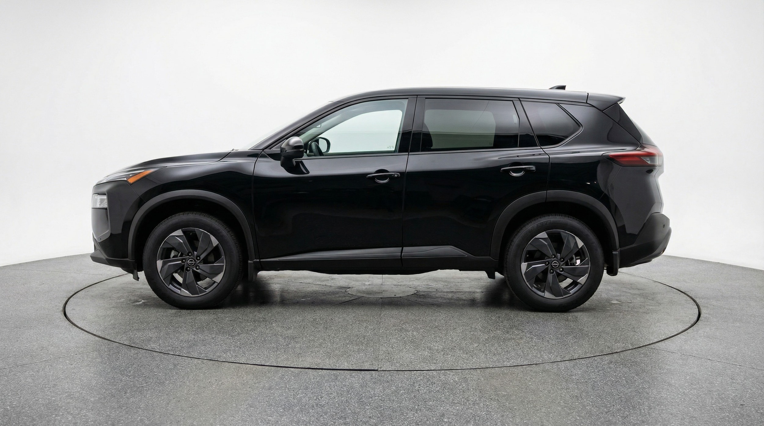 Thumbnail: 2025 Nissan Rogue - 4