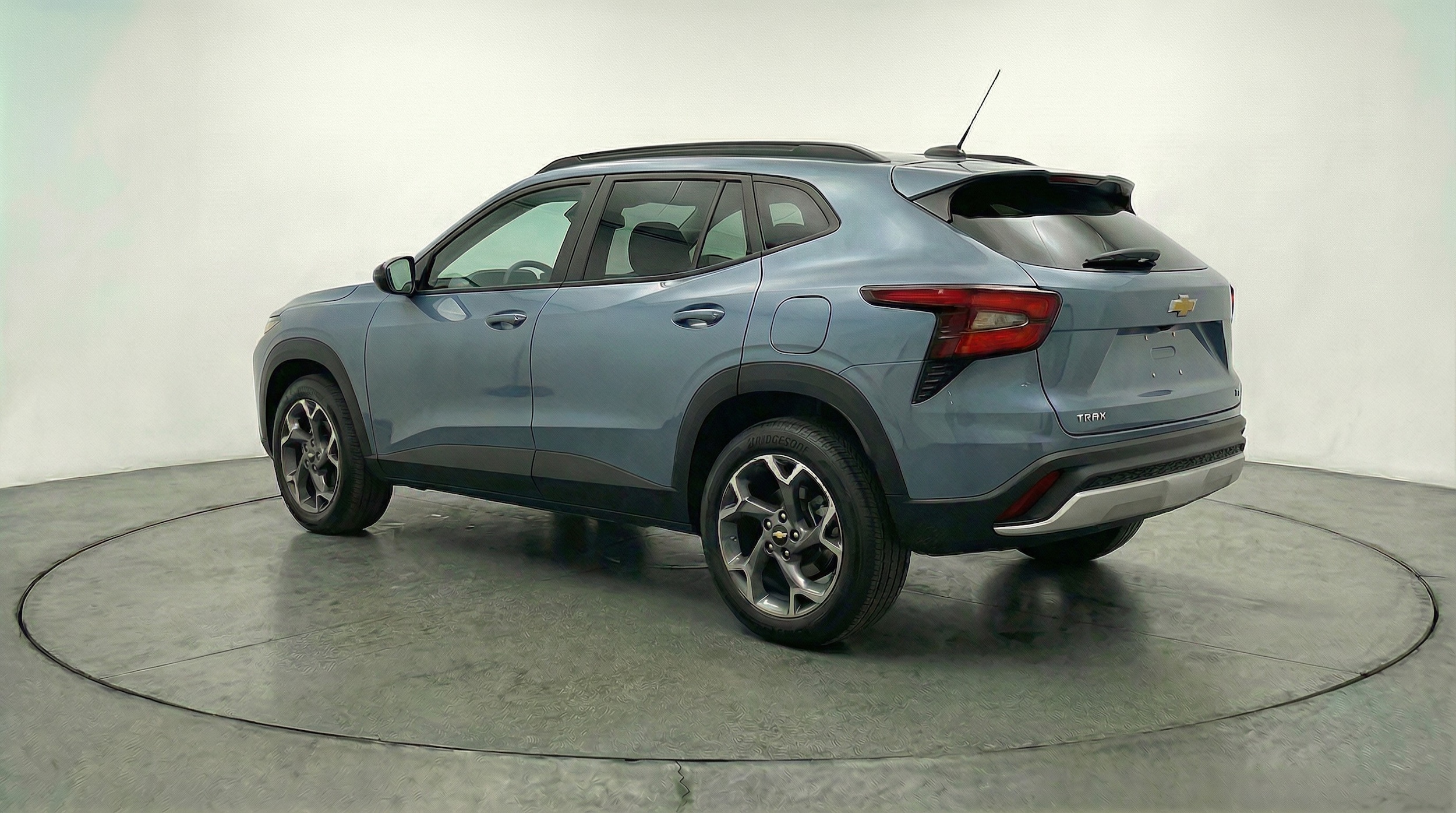 Thumbnail: 2025 Chevrolet Trax - 5