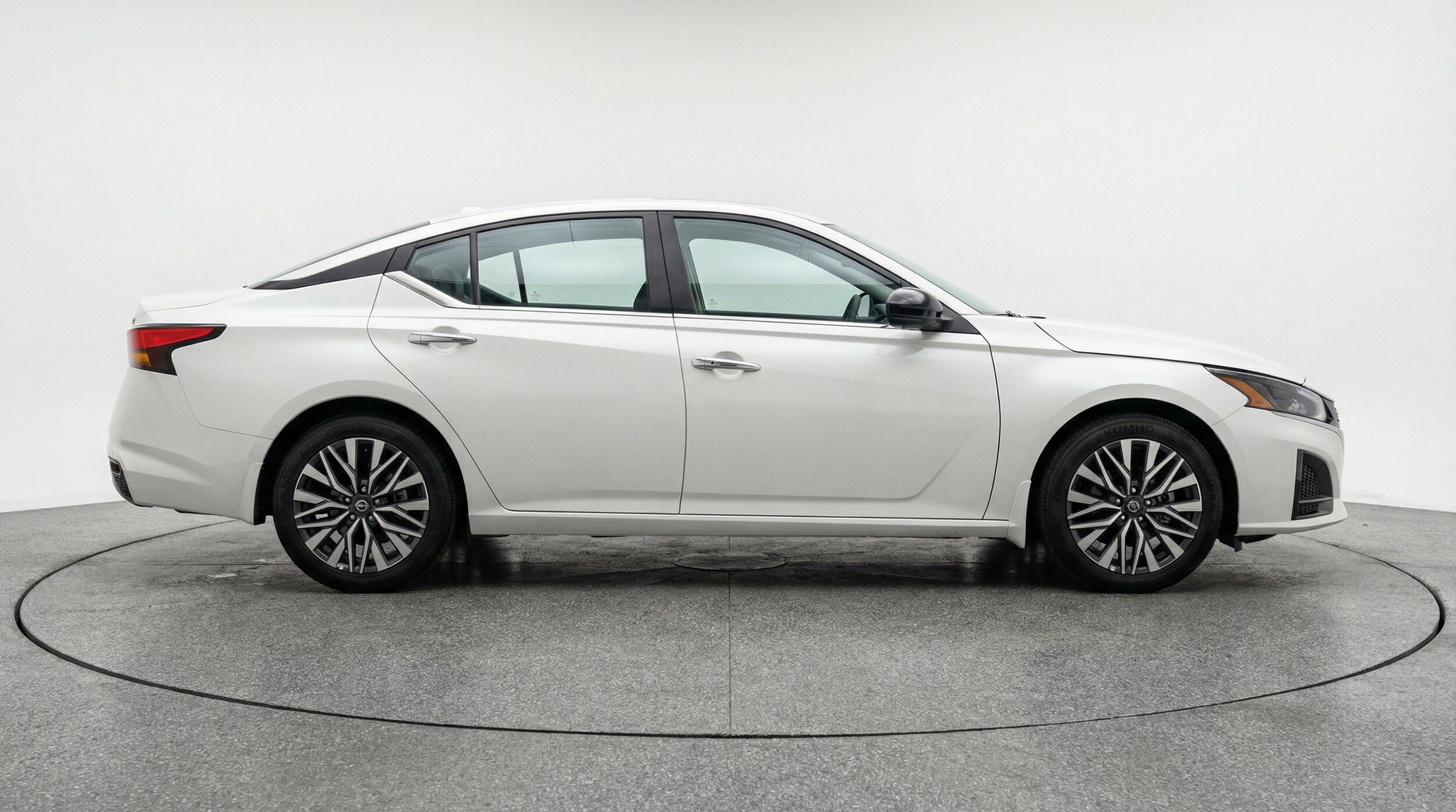 Thumbnail: 2025 Nissan Altima - 11