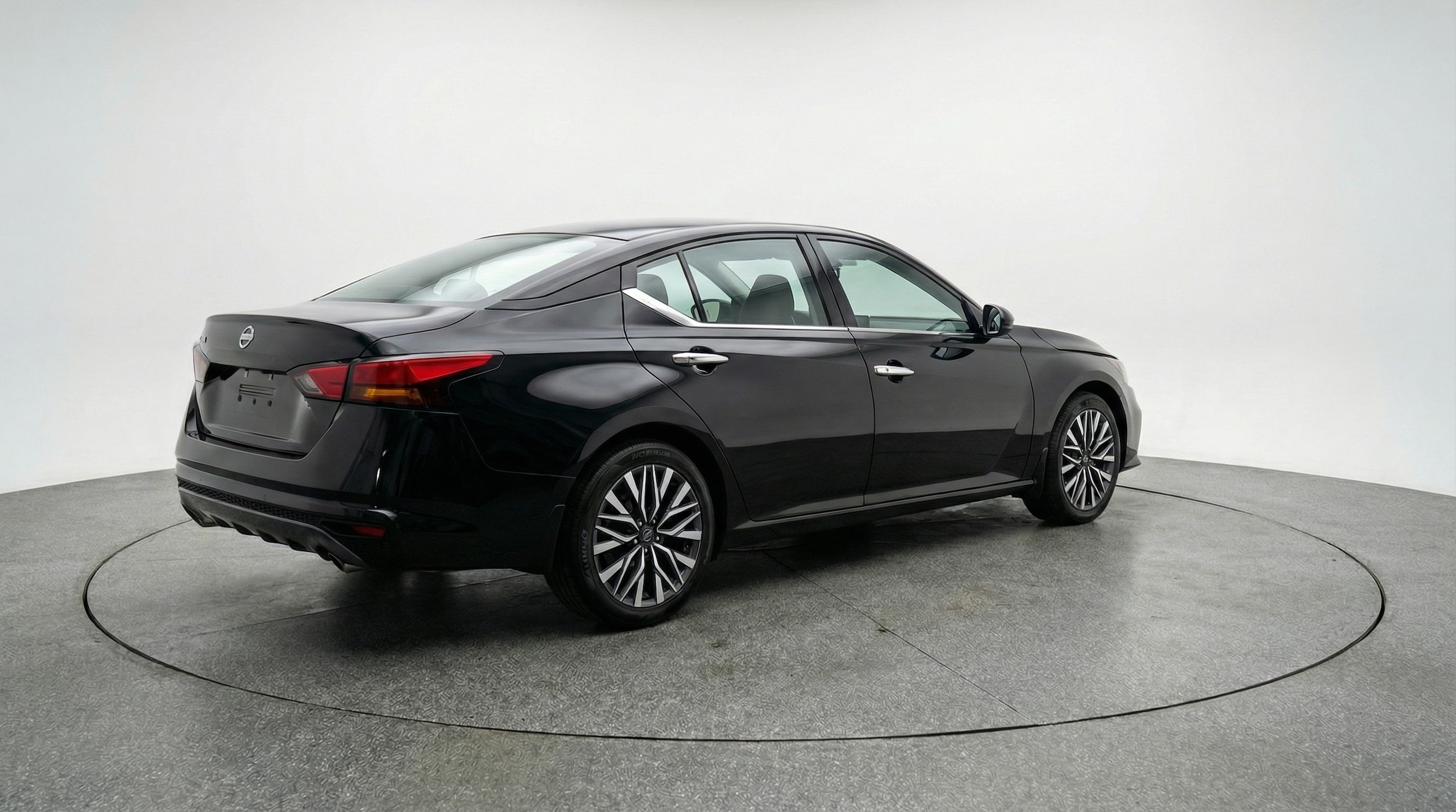 Thumbnail: 2025 Nissan Altima - 7