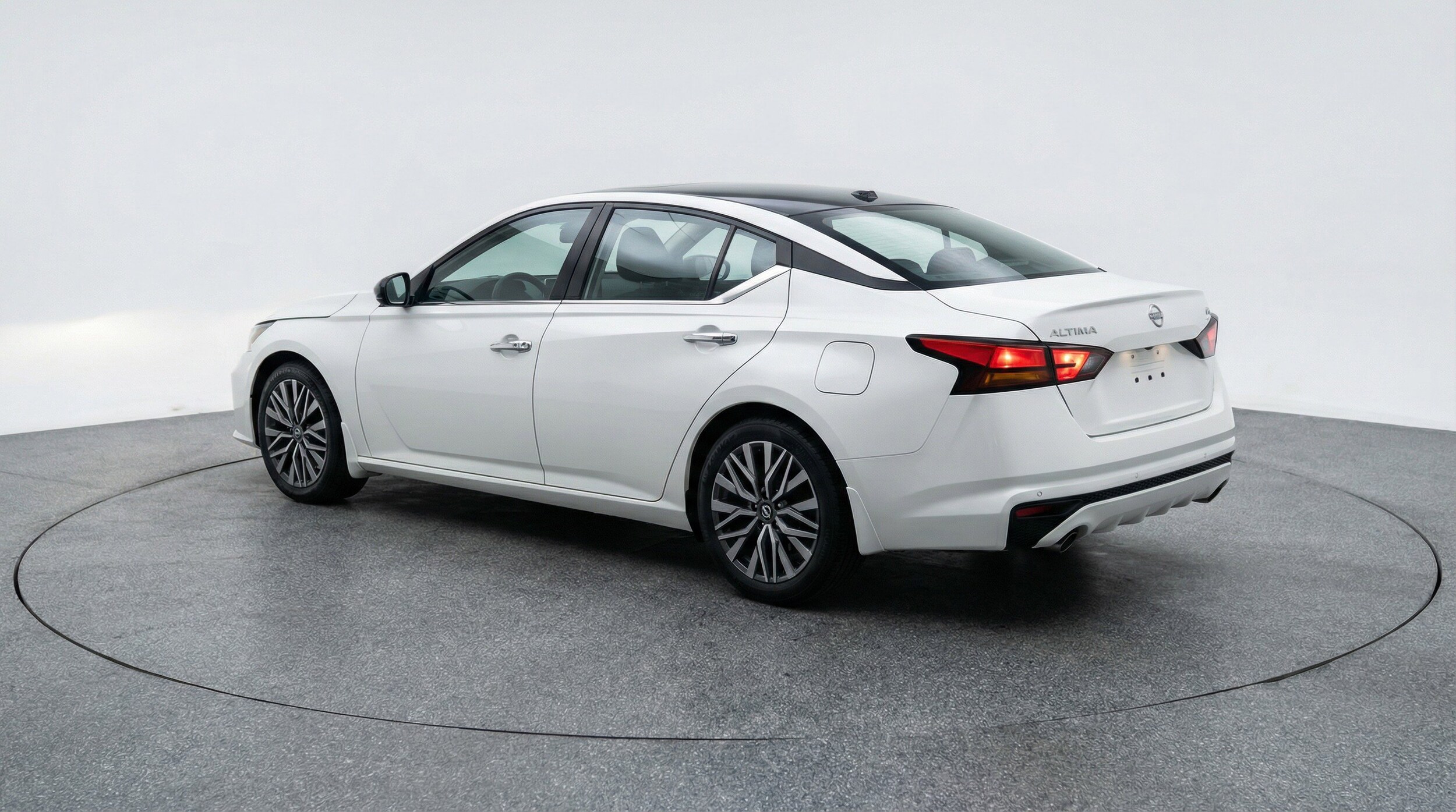 Thumbnail: 2025 Nissan Altima - 6