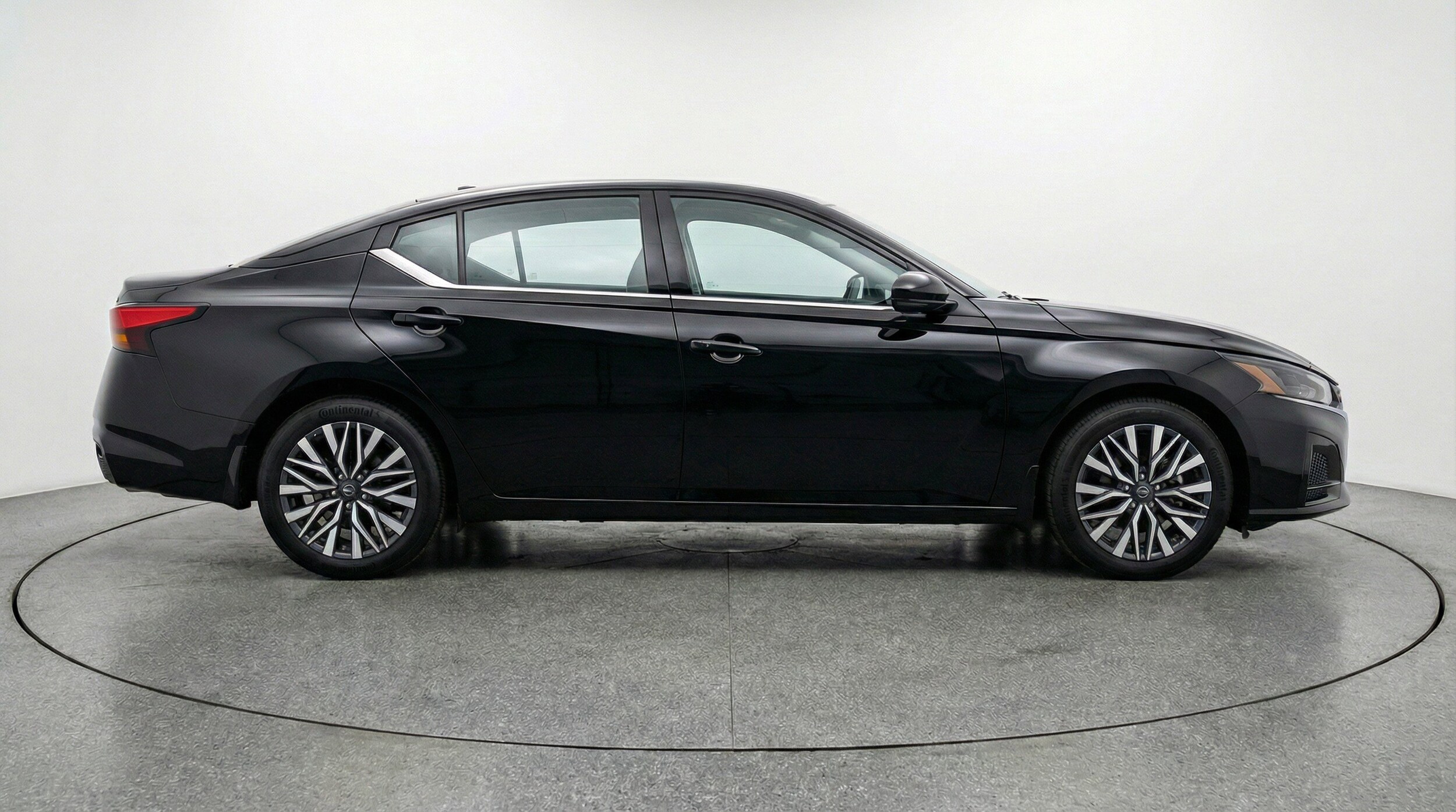 Thumbnail: 2025 Nissan Altima - 11