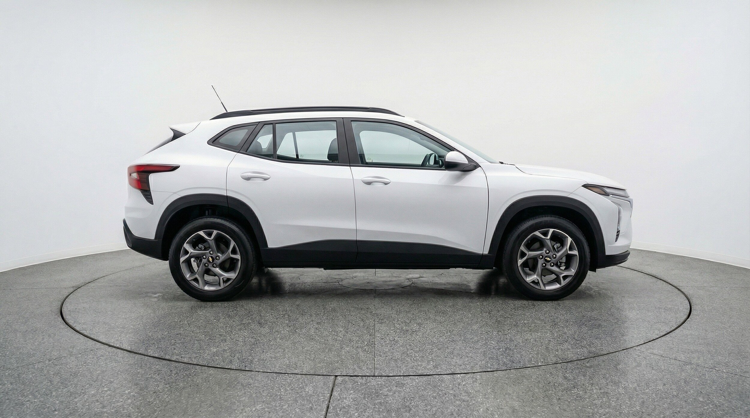 Thumbnail: 2025 Chevrolet Trax - 11