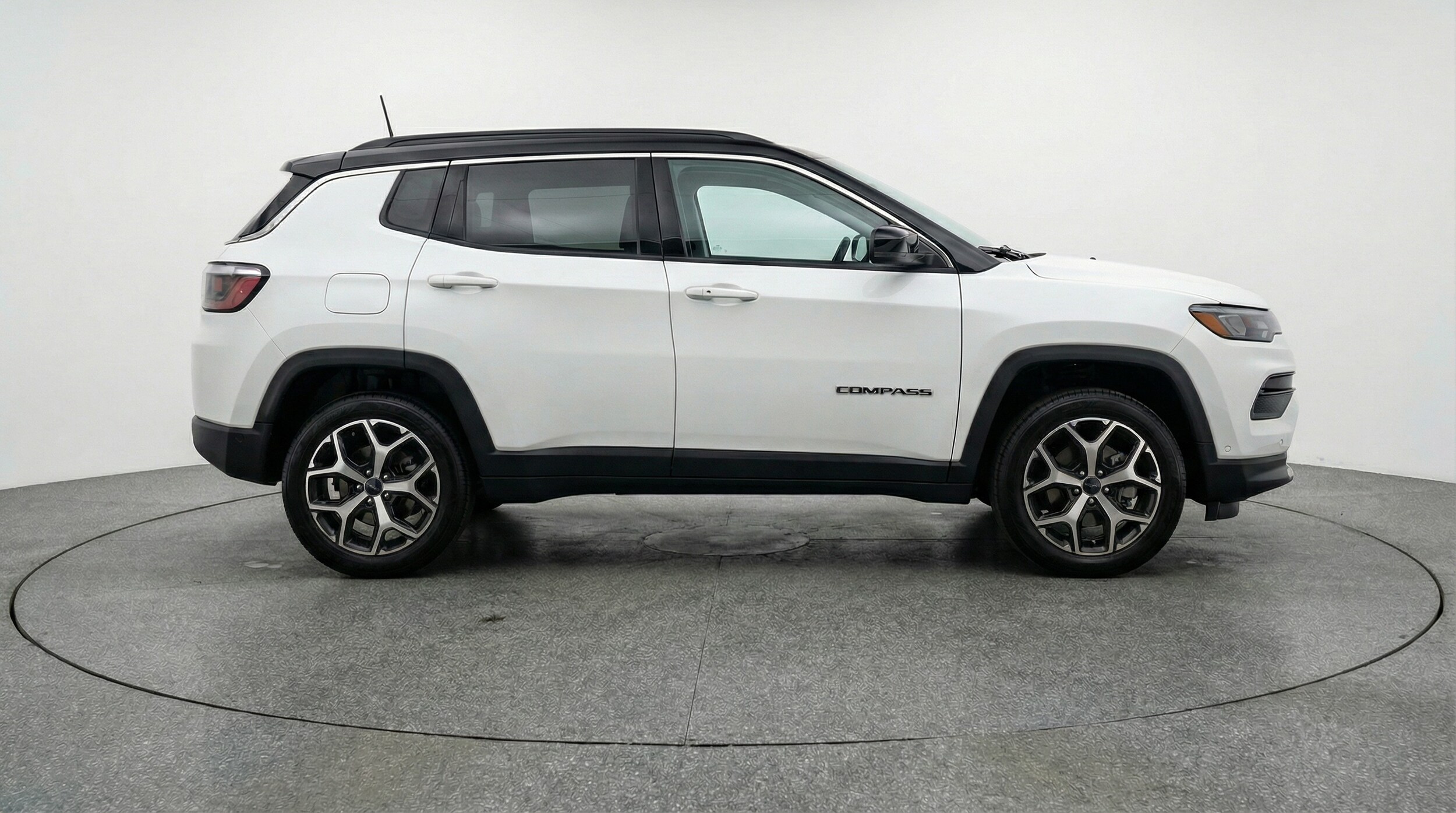 Thumbnail: 2025 Jeep Compass - 8