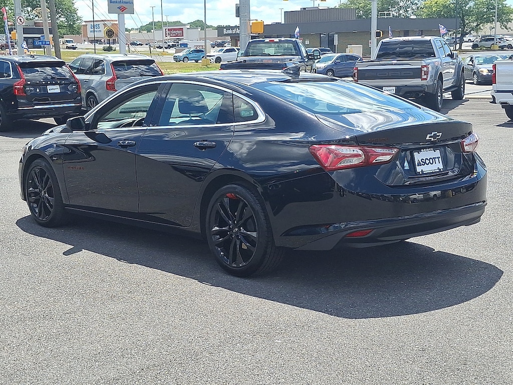 Used 2022 Chevrolet Malibu LT Sedan