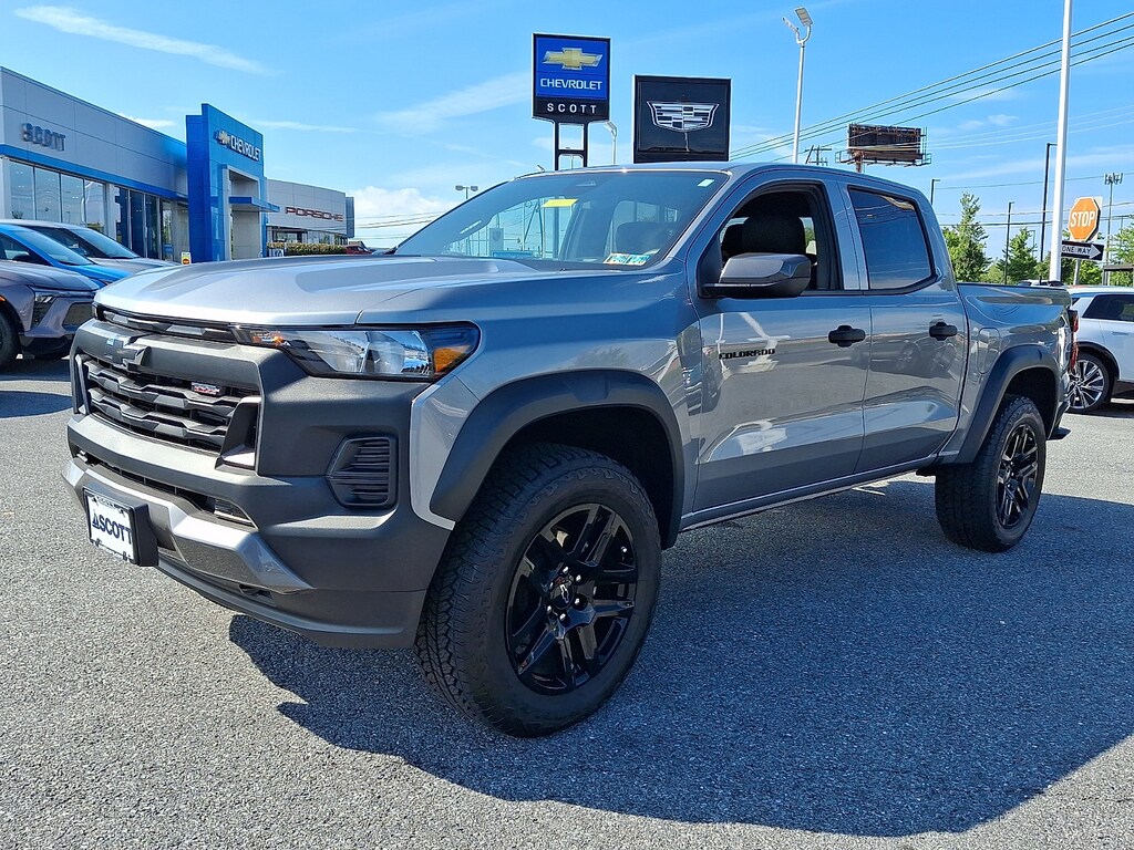 Used 2025 Chevrolet Colorado Trail Boss Truck Crew Cab