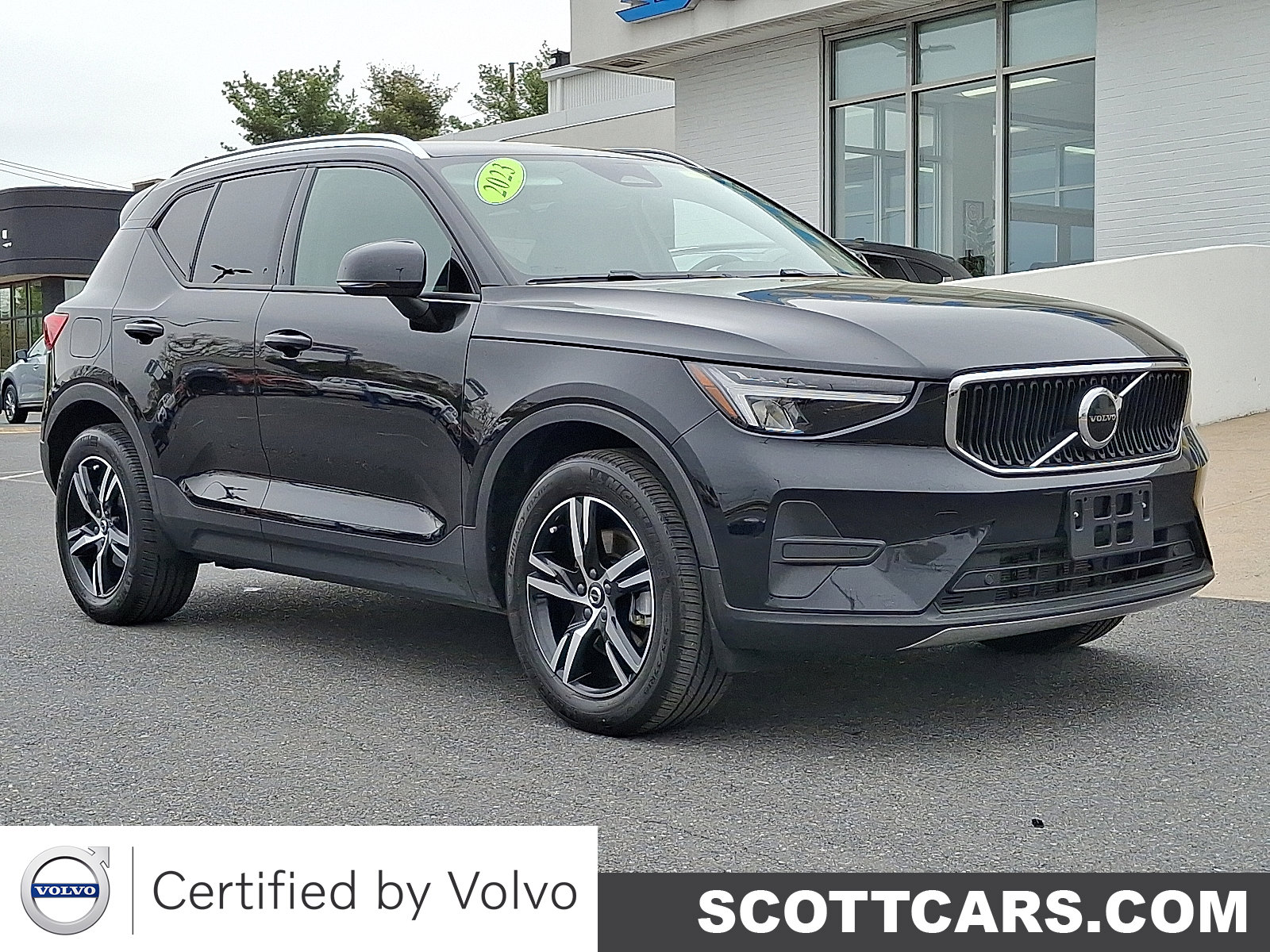 2023 Volvo XC40 B5 Core AWD's photo