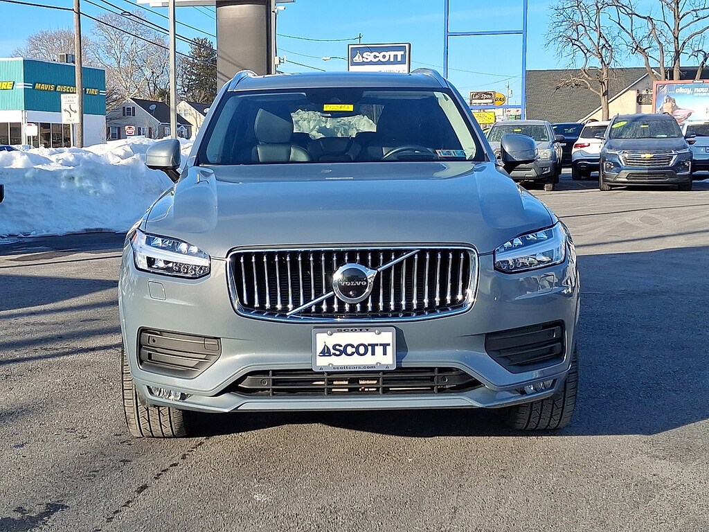 Certified 2022 Volvo XC90 T6 AWD Momentum 7 Seater SUV