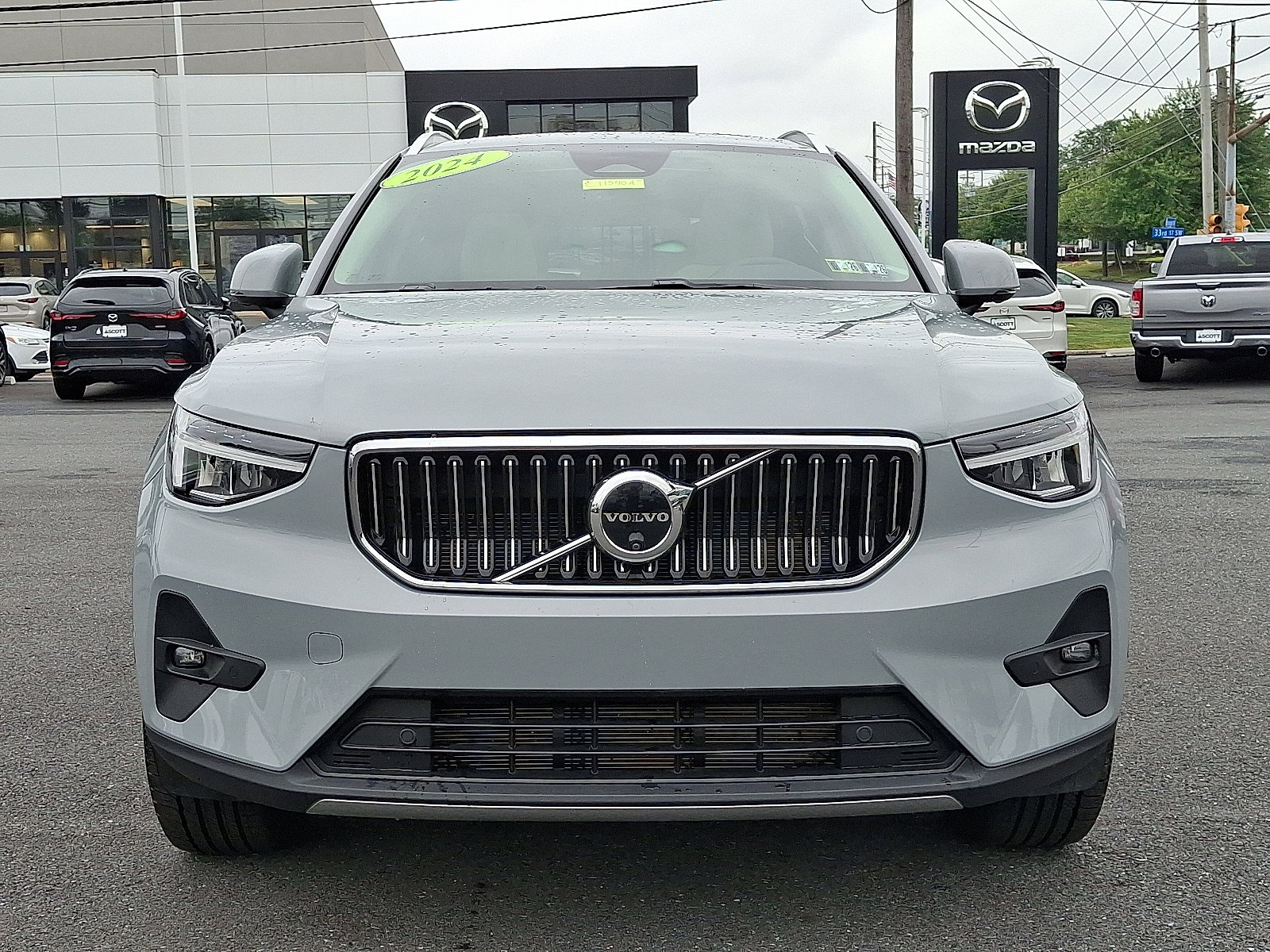 Used 2024 Volvo XC40 Plus with VIN YV4L12UE6R2230622 for sale in Allentown, PA