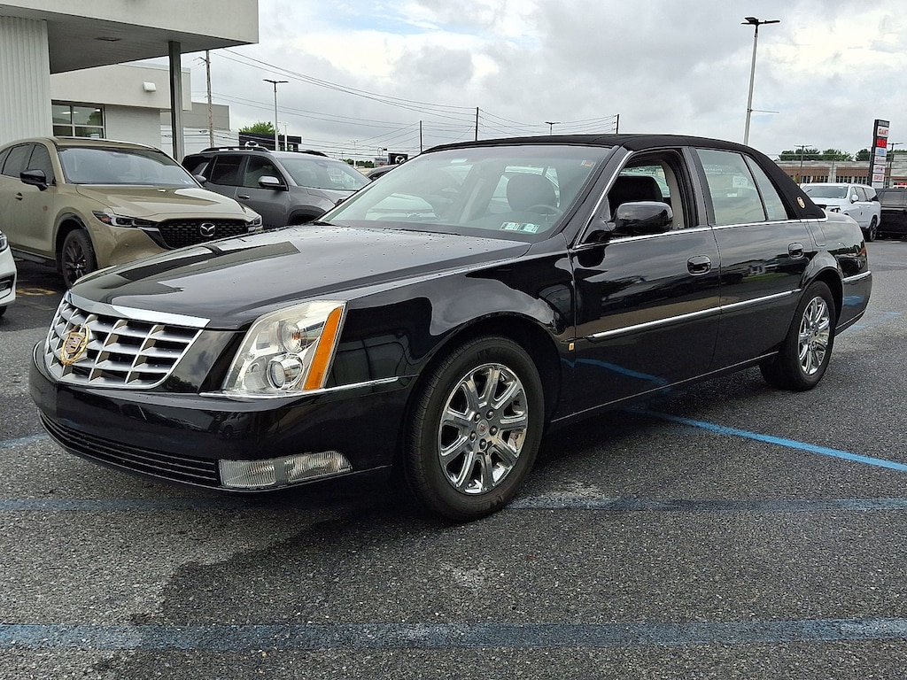 Used 2009 CADILLAC DTS Sedan