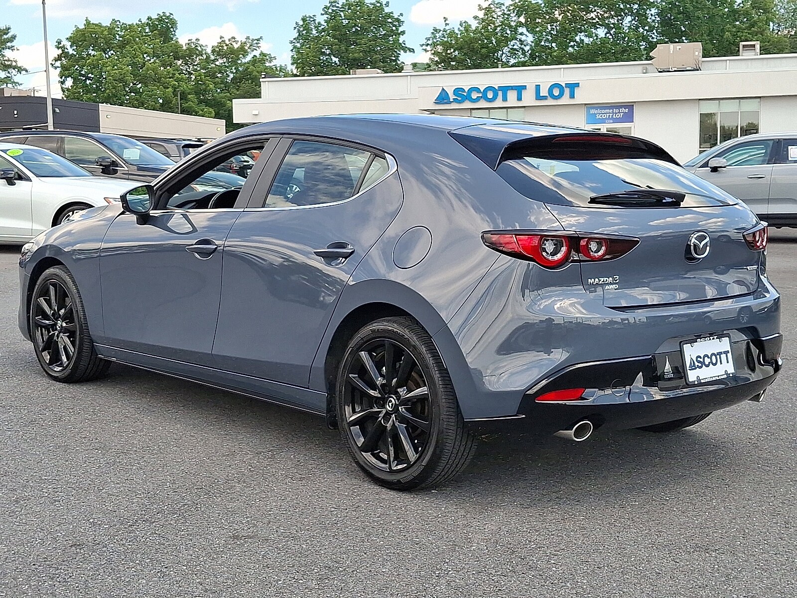 2024 Mazda Mazda3 Hatchback 2.5 s Carbon photo 4