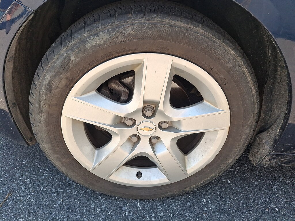 Used 2009 Chevrolet Malibu LS Sedan