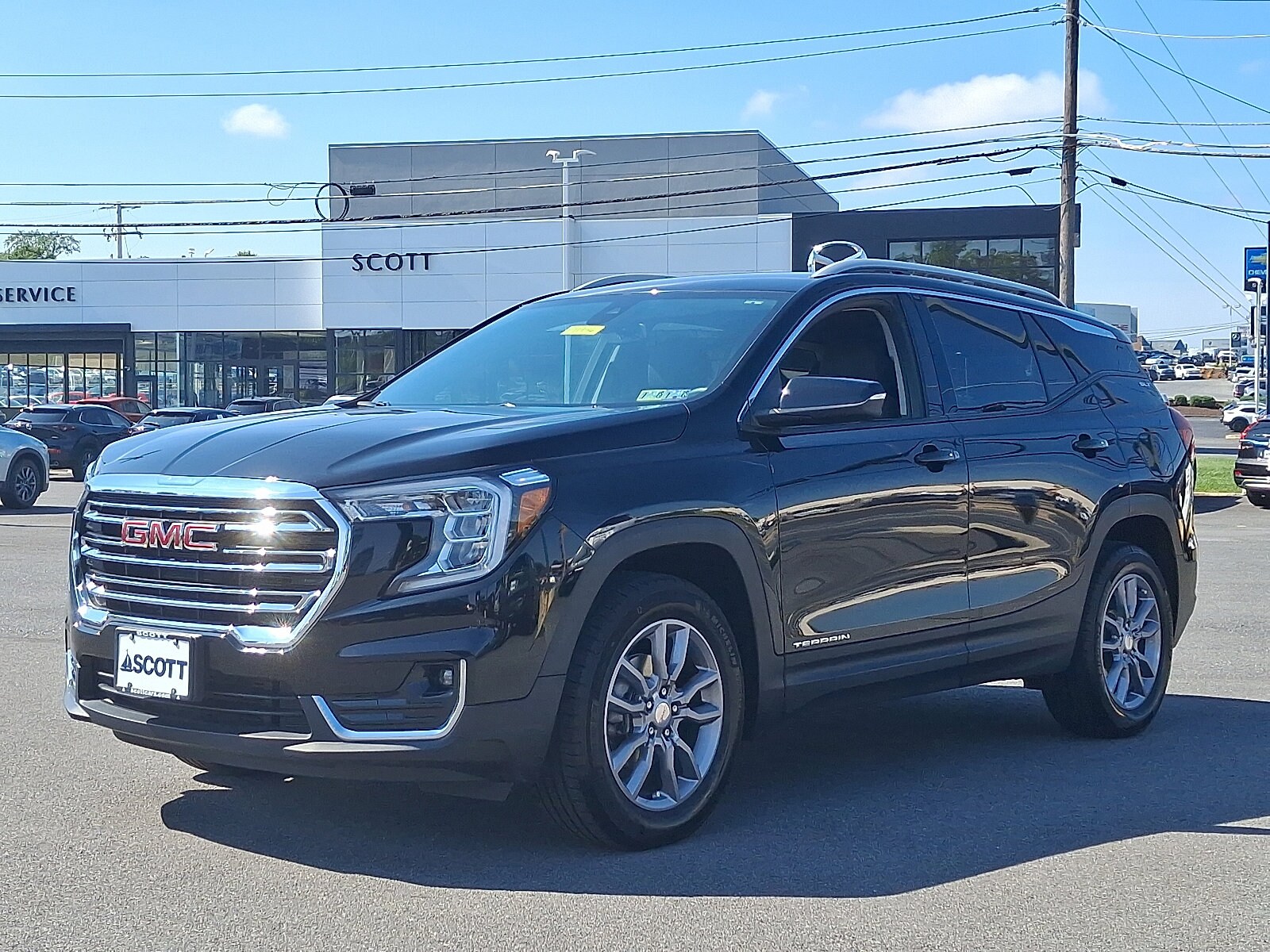 2024 Gmc Terrain SLT photo 2