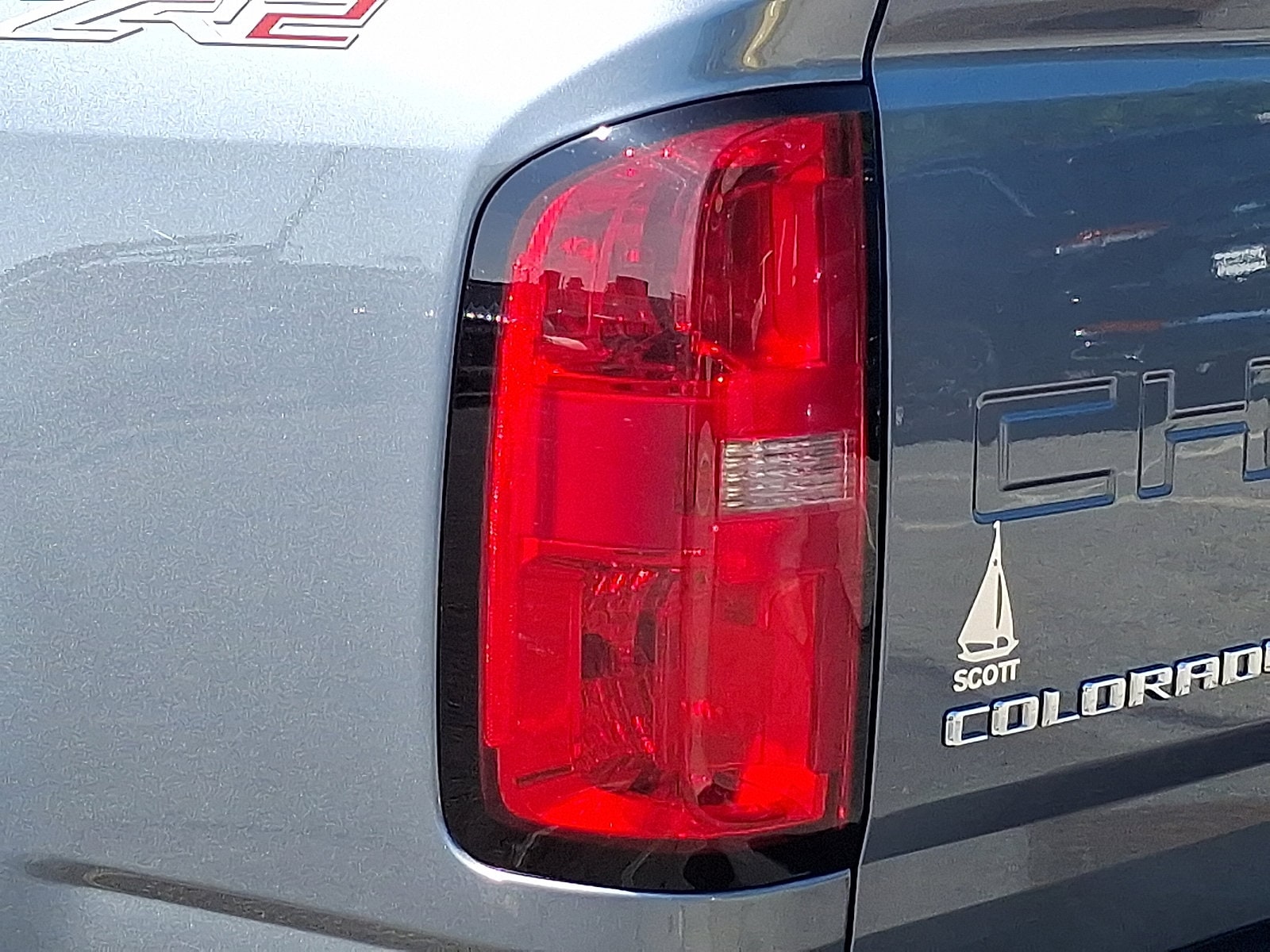 2021 Chevrolet Colorado ZR2 - Photo 11