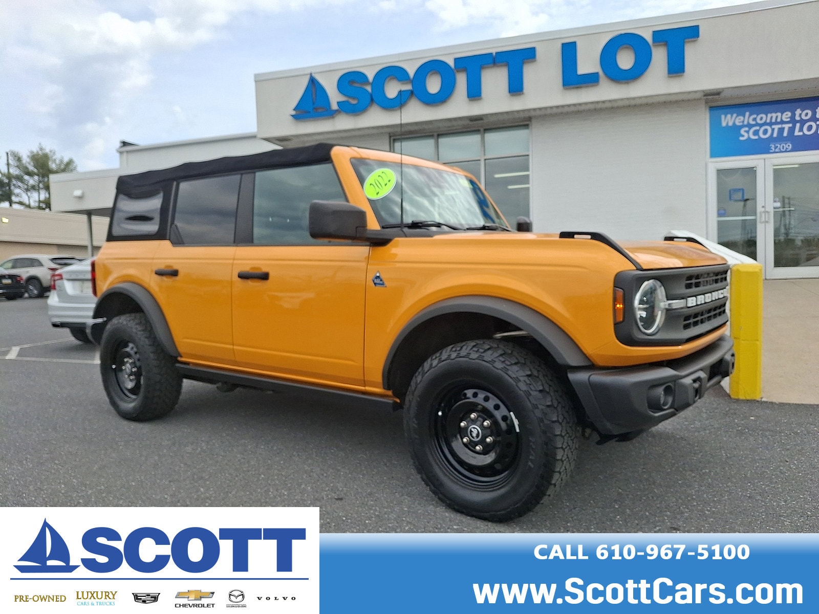 2022 Ford Bronco 4-Door Black Diamond