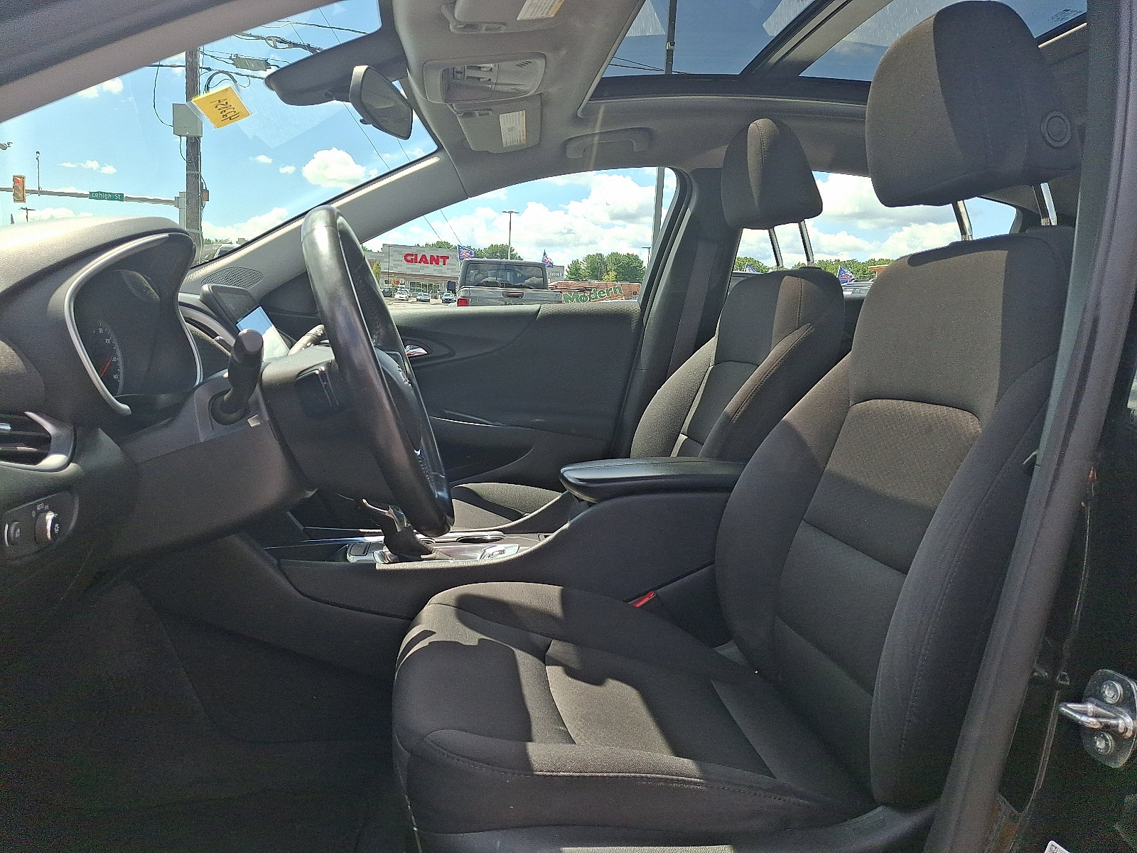 2022 Chevrolet Malibu 1LT - Photo 14