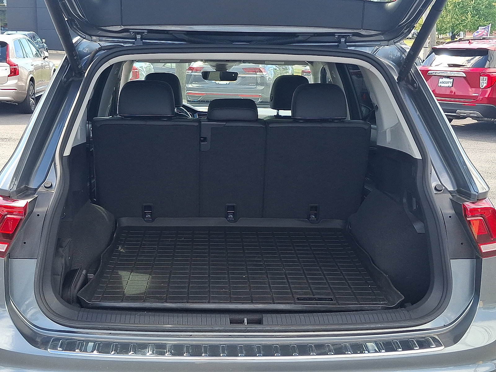 2024 Volkswagen Tiguan SE - Photo 27