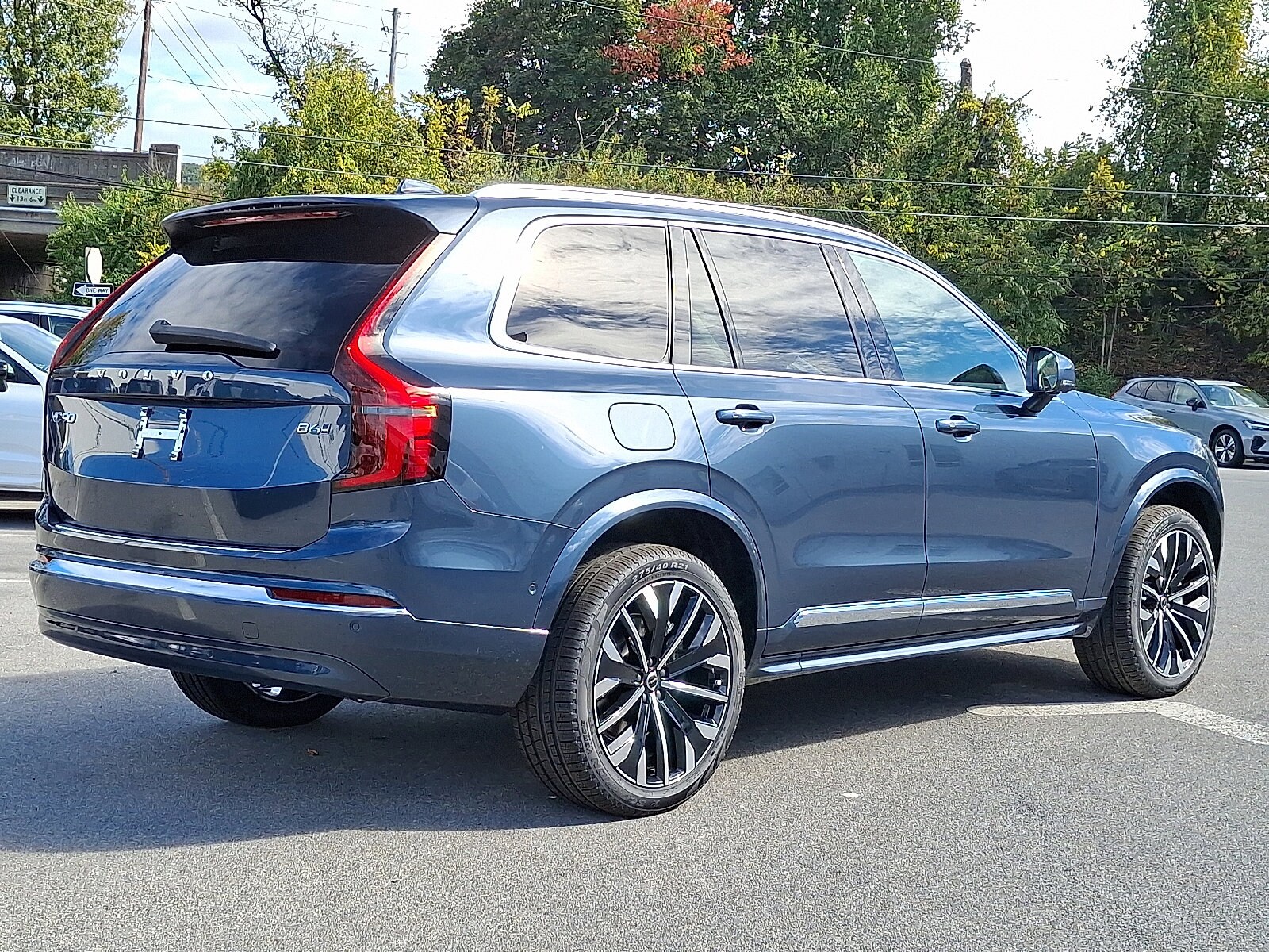 2026 Volvo XC90 photo 3