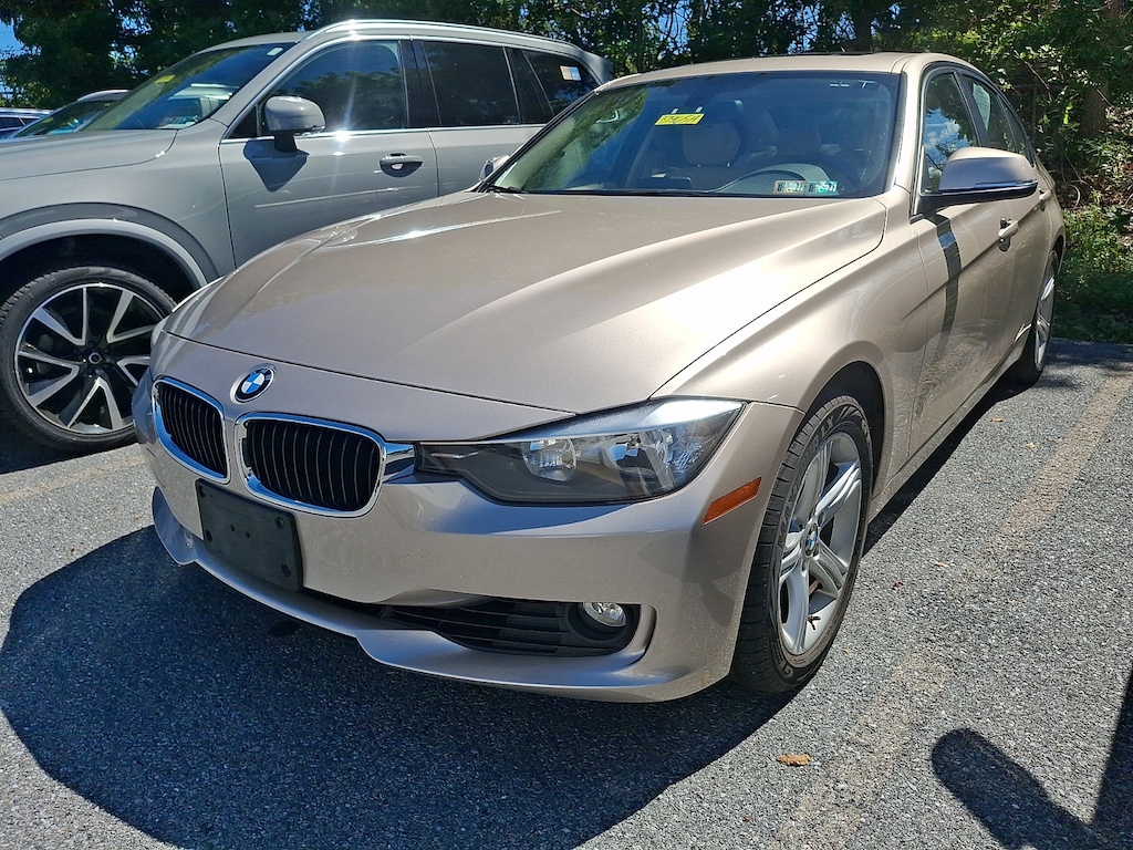 Used 2013 BMW 328i xDrive w/SULEV Sedan