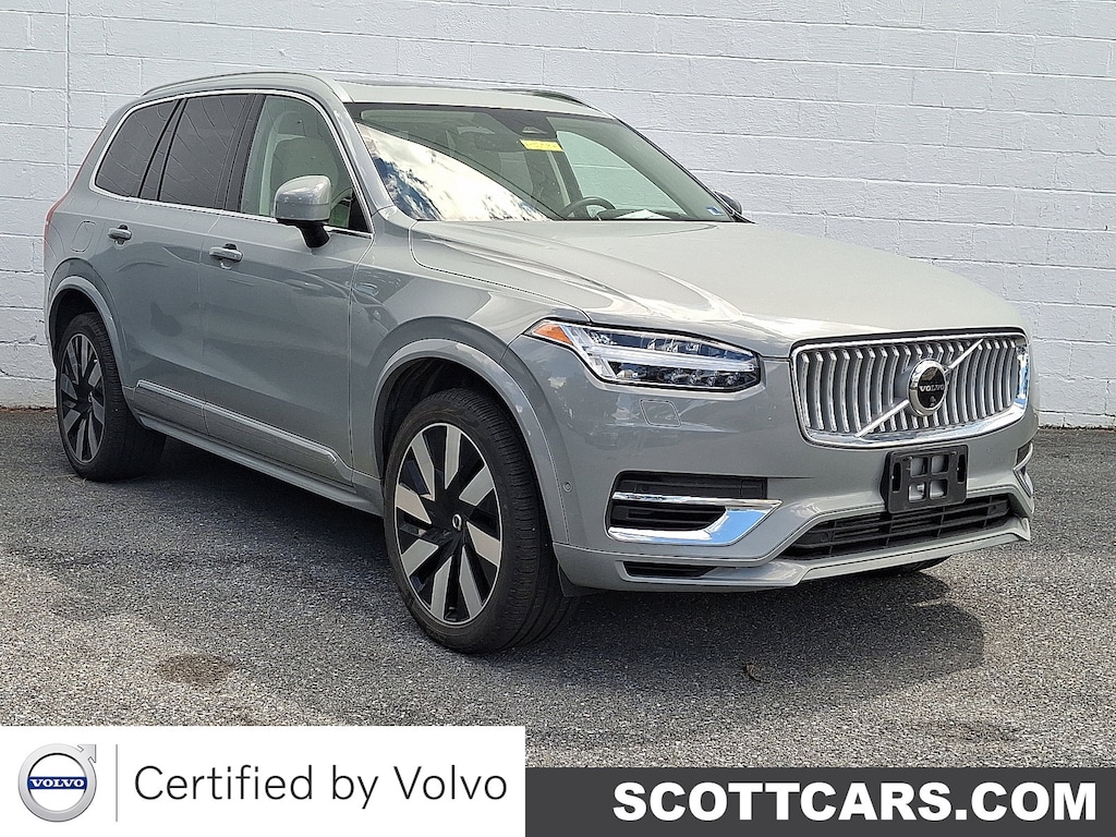 Used 2025 Volvo XC90 plug-in hybrid T8 Ultra 6-Seater SUV