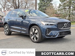 2025 Volvo XC60 plug-in hybrid T8 Plus SUV