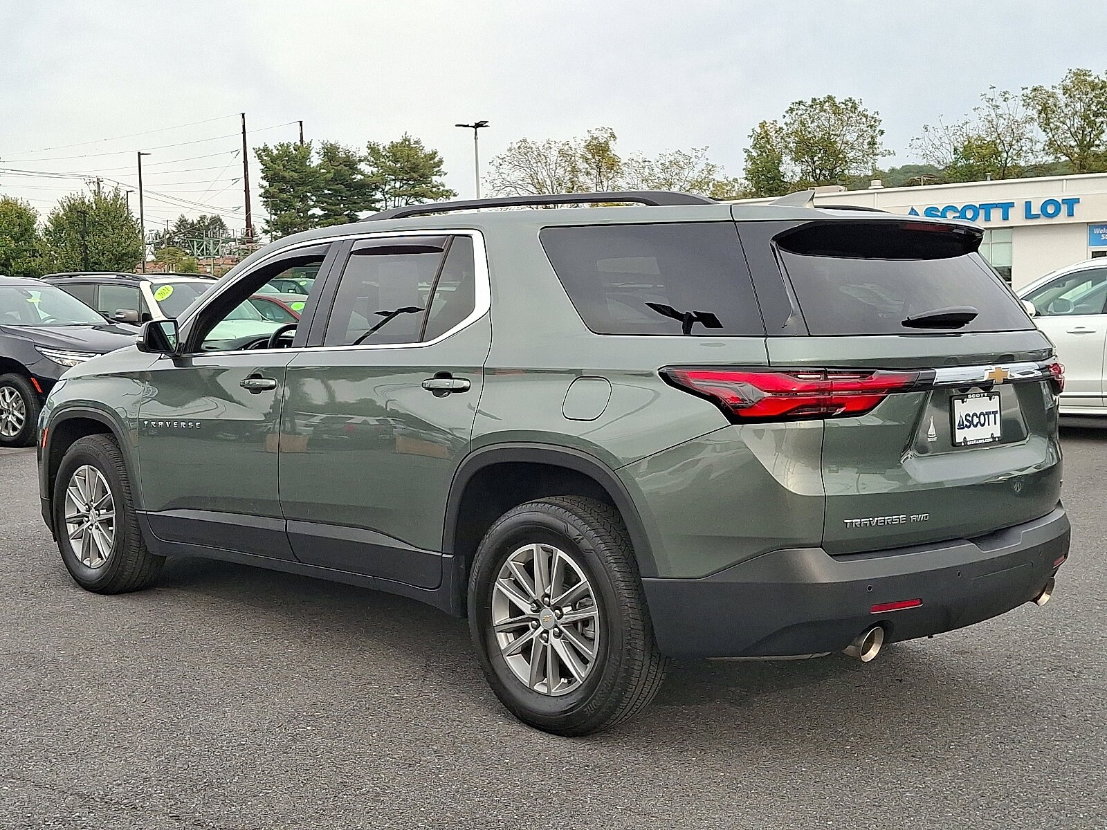 2023 Chevrolet Traverse Cloth 1LT photo 4