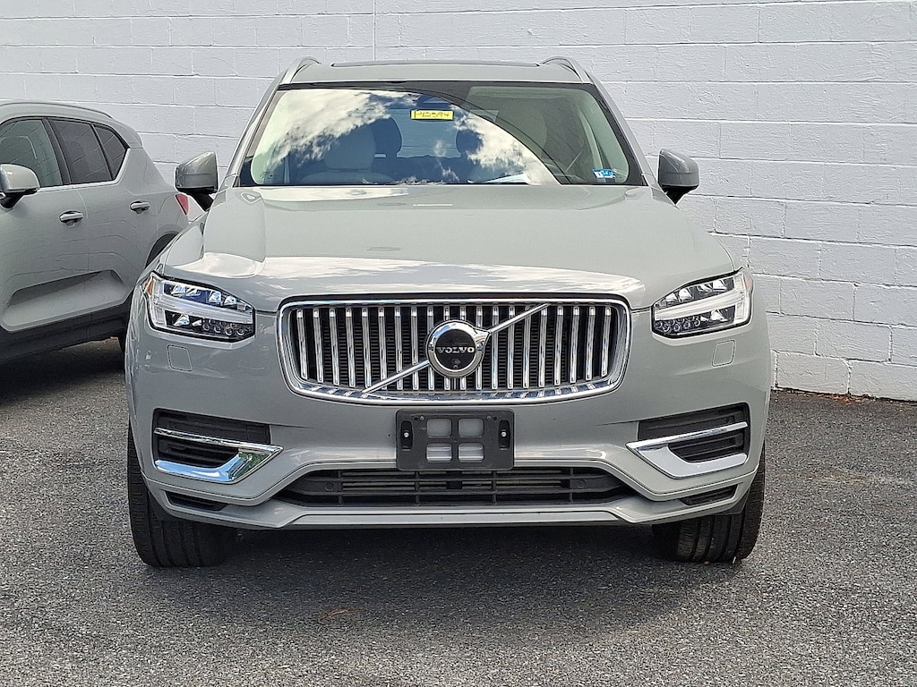 Used 2025 Volvo XC90 plug-in hybrid T8 Ultra 6-Seater SUV