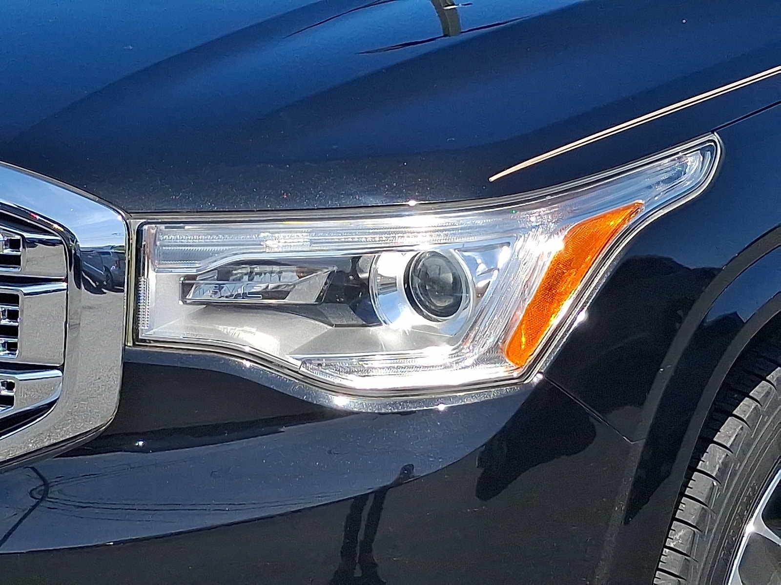 2018 GMC Acadia Denali - Photo 9