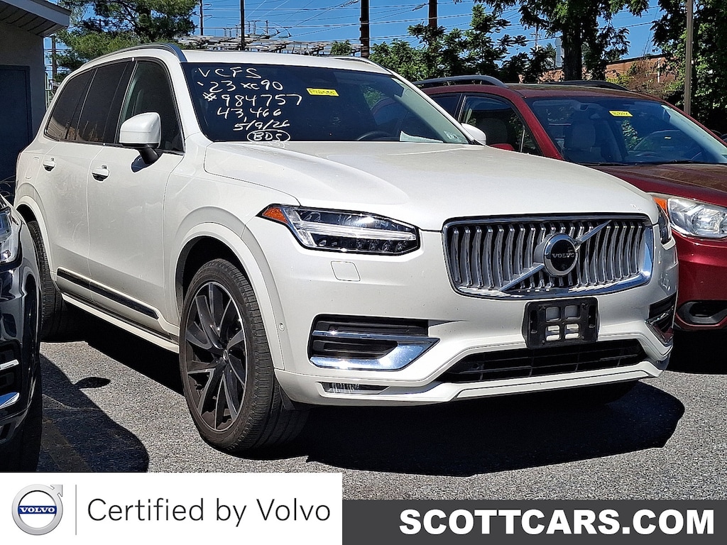 Used 2023 Volvo XC90 B5 AWD Plus SUV