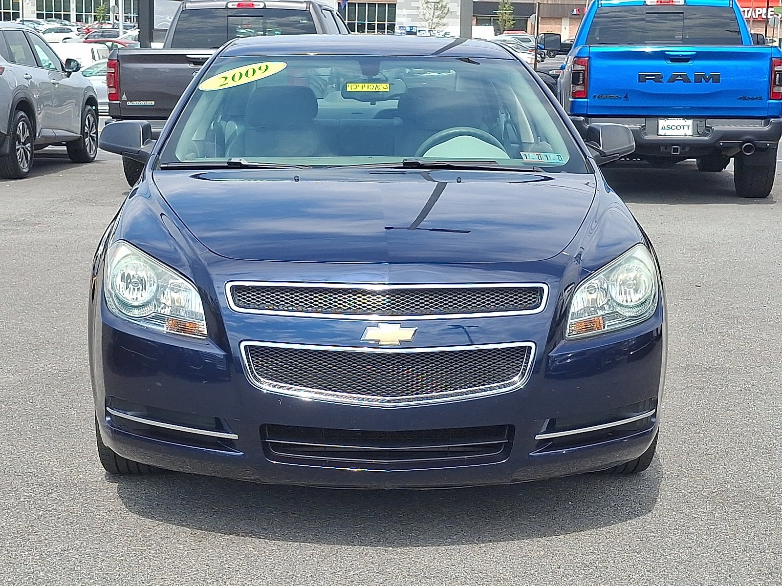 Used 2009 Chevrolet Malibu 1LS with VIN 1G1ZG57B294209696 for sale in Allentown, PA