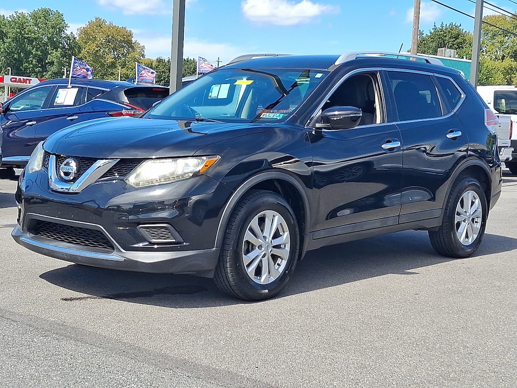Used 2016 Nissan Rogue SV SUV