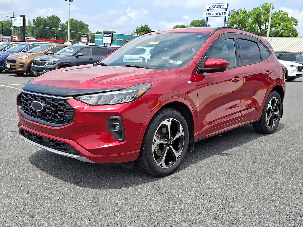 Used 2023 Ford Escape ST-Line Select SUV