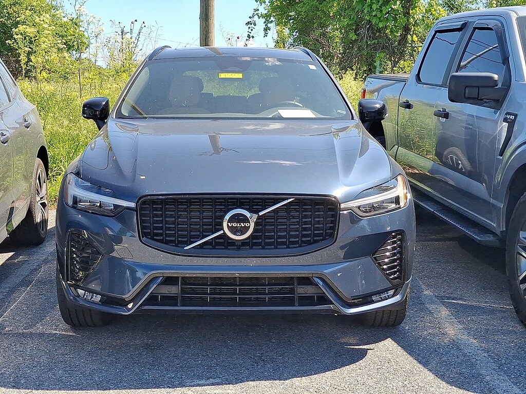 Used 2024 Volvo XC60 B5 Ultimate Dark SUV