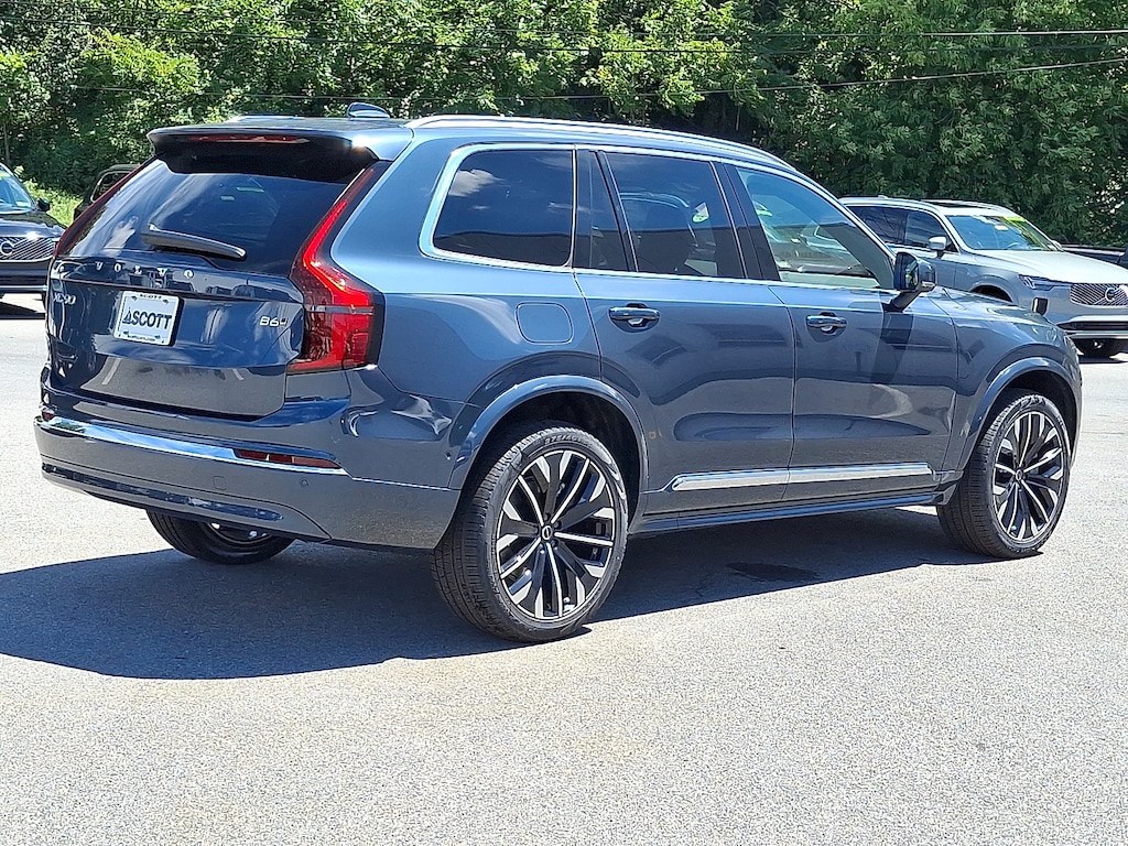 New 2026 Volvo XC90 B6 Plus 7-Seater SUV