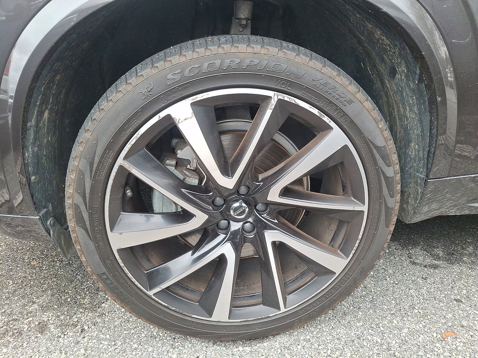 2023 Volvo XC90 AWD Plus photo 3