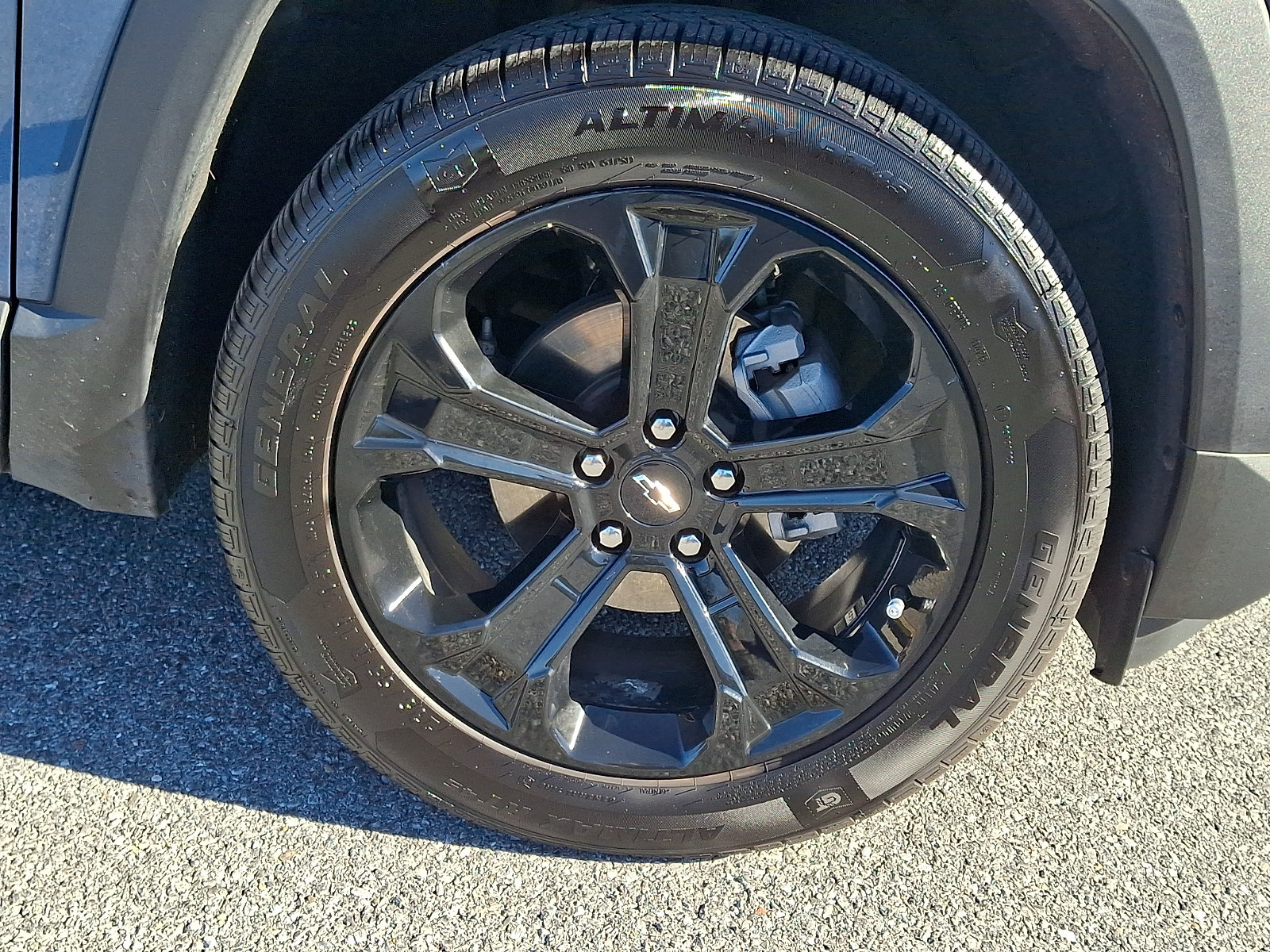 2025 Chevrolet Equinox LT - Photo 8