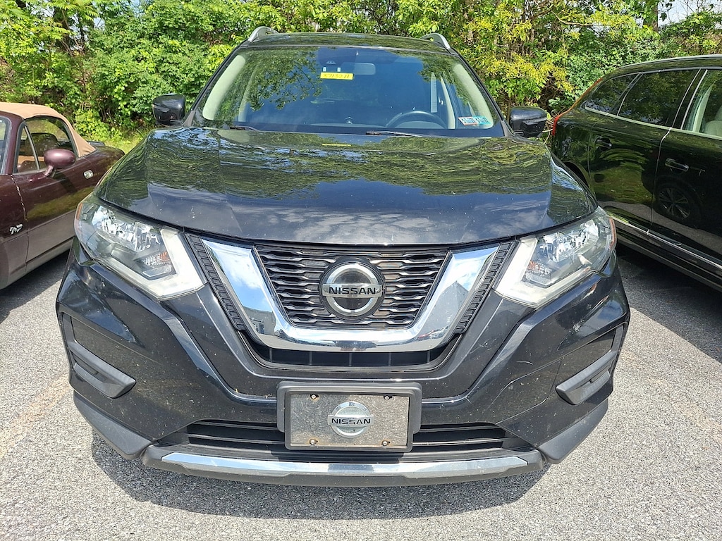 Used 2019 Nissan Rogue SV SUV