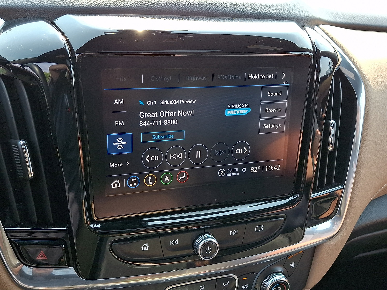 2023 Chevrolet Traverse Premier - Photo 19