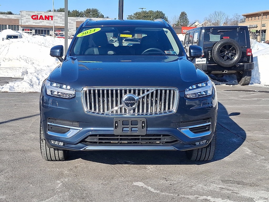 Certified 2024 Volvo XC90 B6 Ultimate Bright 7-Seater SUV
