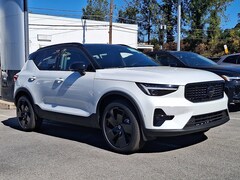 2026 Volvo XC40 B5 Ultra Black Edition AWD SUV