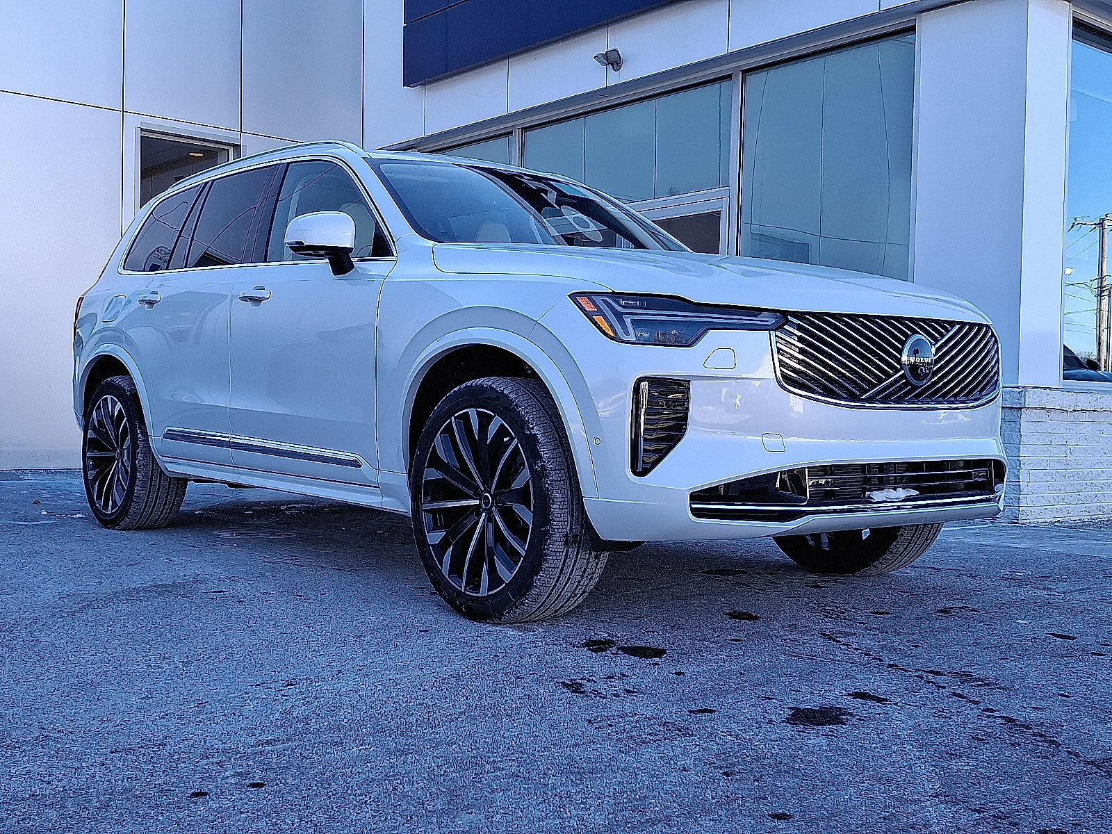 2026 Volvo XC90 B6 Ultra Bright 7-Seater 4WD's photo