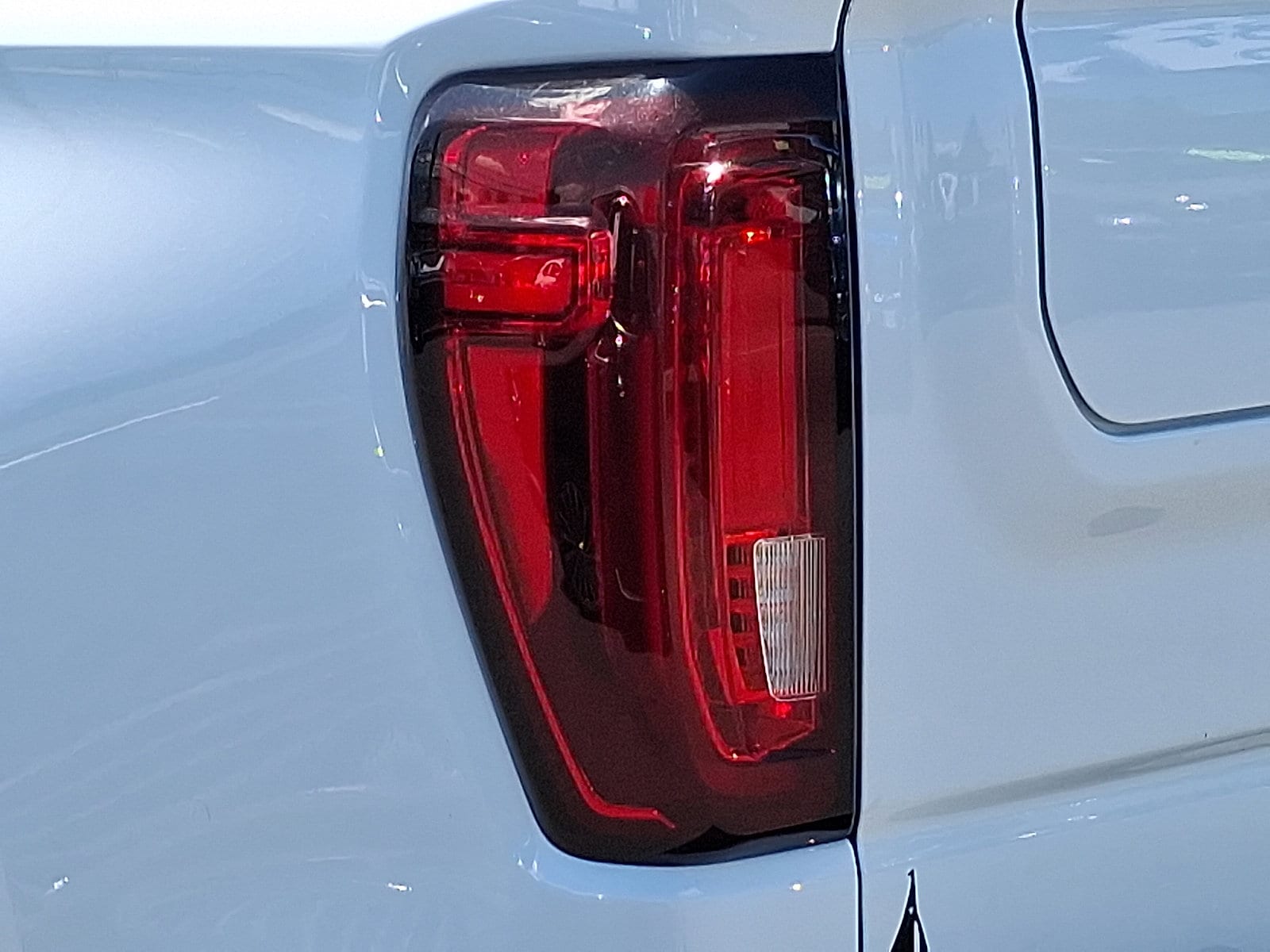 2023 GMC Sierra 1500 AT4 - Photo 10