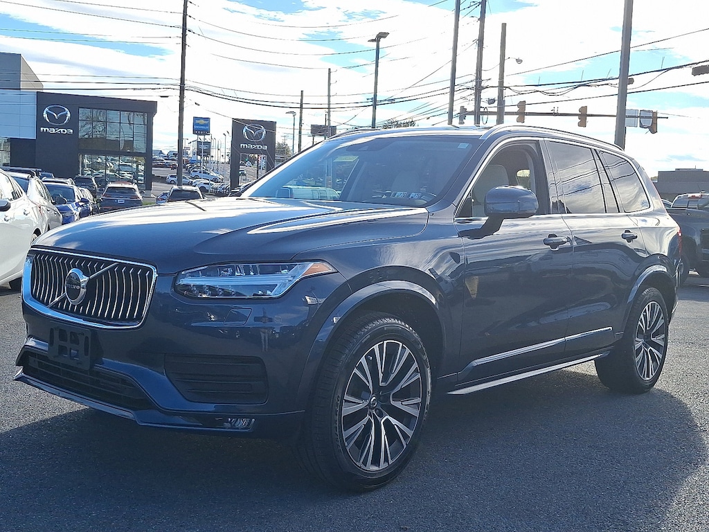 Certified 2022 Volvo XC90 T6 AWD Momentum 6 Seater SUV