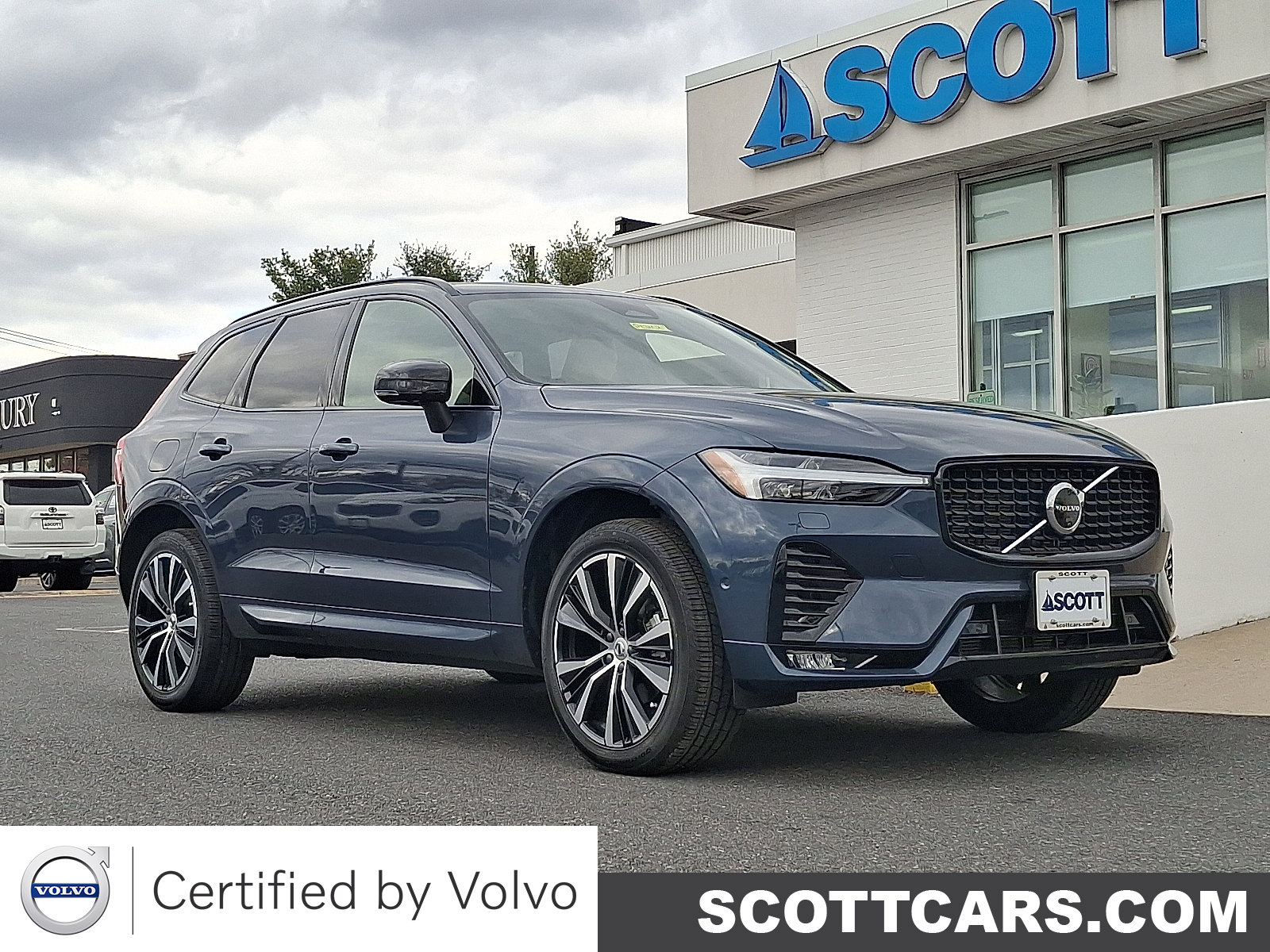 2024 Volvo XC60 Ultimate's photo