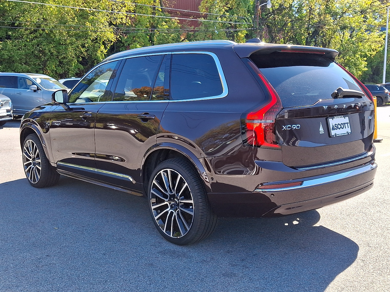 2026 Volvo XC90 Plus - Photo 3