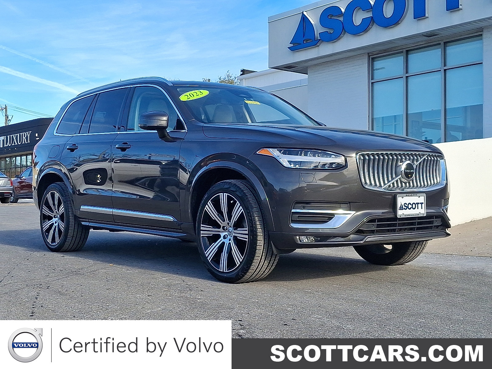 2023 Volvo XC90 SUV 