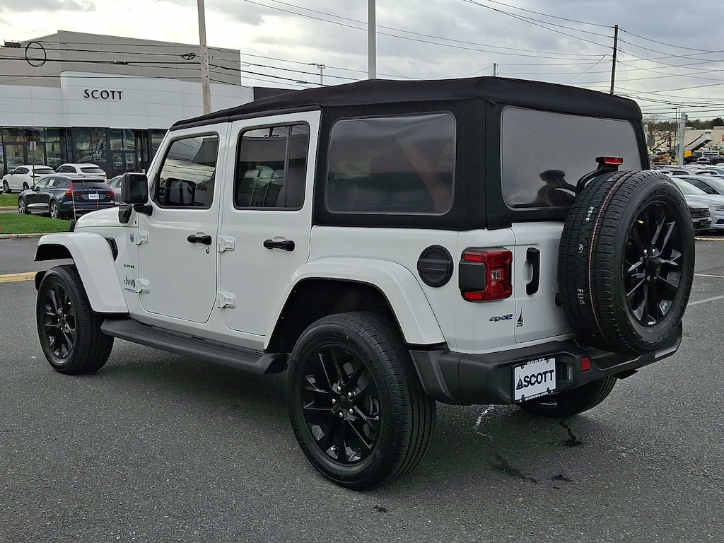 Used 2021 Jeep Wrangler 4xe Sahara SUV