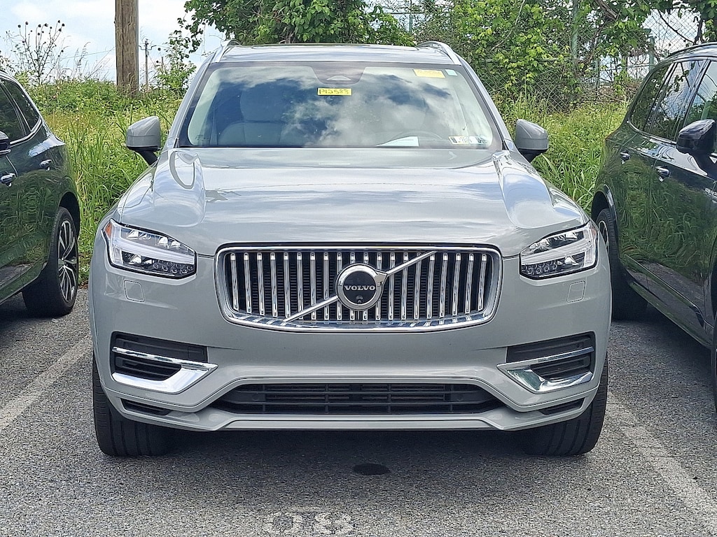 Used 2024 Volvo XC90 plug-in hybrid T8 Ultimate Bright 7-Seater SUV